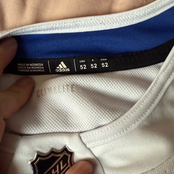 Men’s capitals jersey stitched TJ oshie - Picture 2 of 3